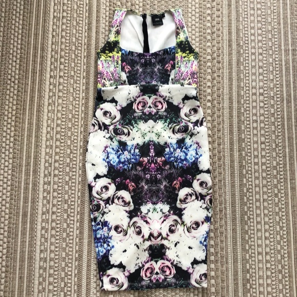 ASOS maternity dress - Picture 2 of 4